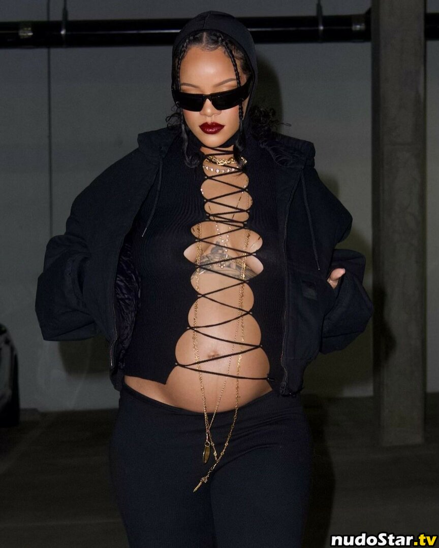 Rihanna / badgalriri Nude OnlyFans Leaked Photo #663