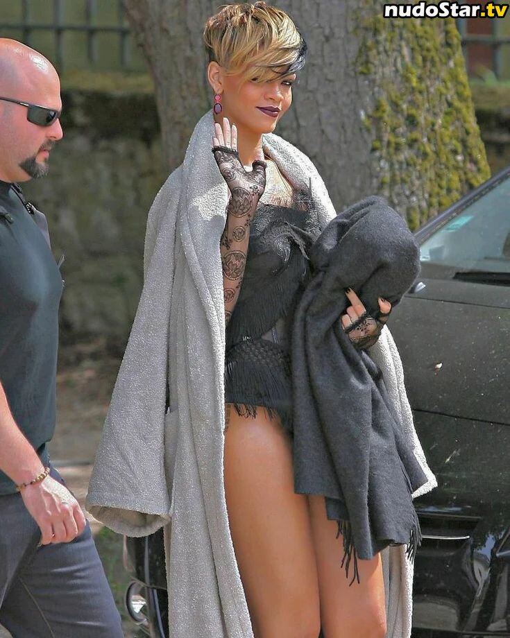 Rihanna / badgalriri Nude OnlyFans Leaked Photo #702