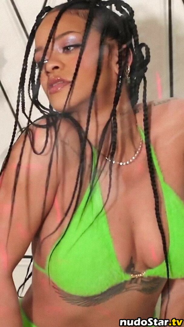 Rihanna / badgalriri Nude OnlyFans Leaked Photo #1058
