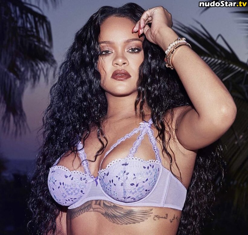 Rihanna / badgalriri Nude OnlyFans Leaked Photo #1103