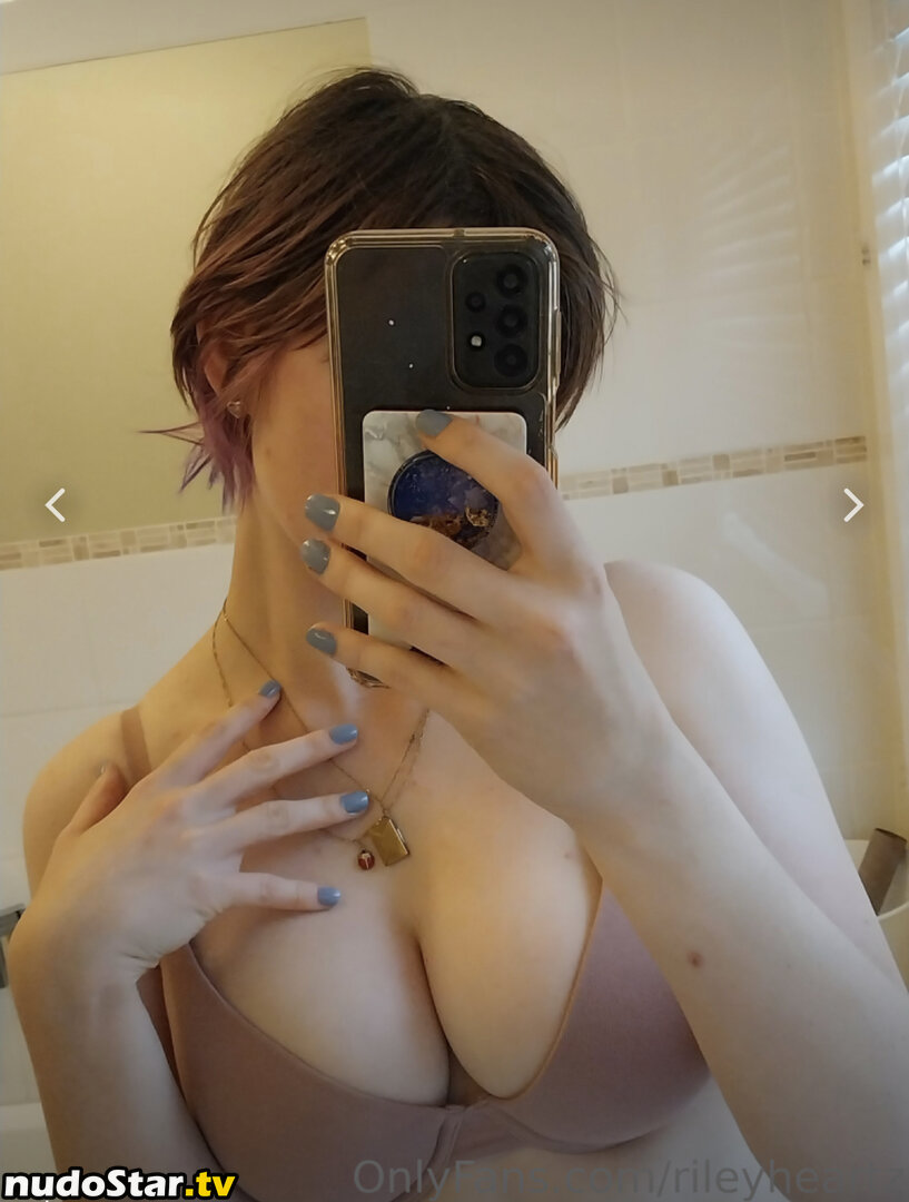 rileyheart18 / rileyheartz Nude OnlyFans Leaked Photo #9