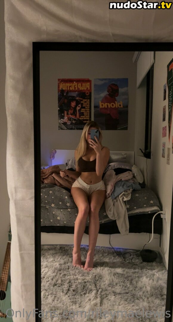 rileylewiss_ / rileymaelewis Nude OnlyFans Leaked Photo #32