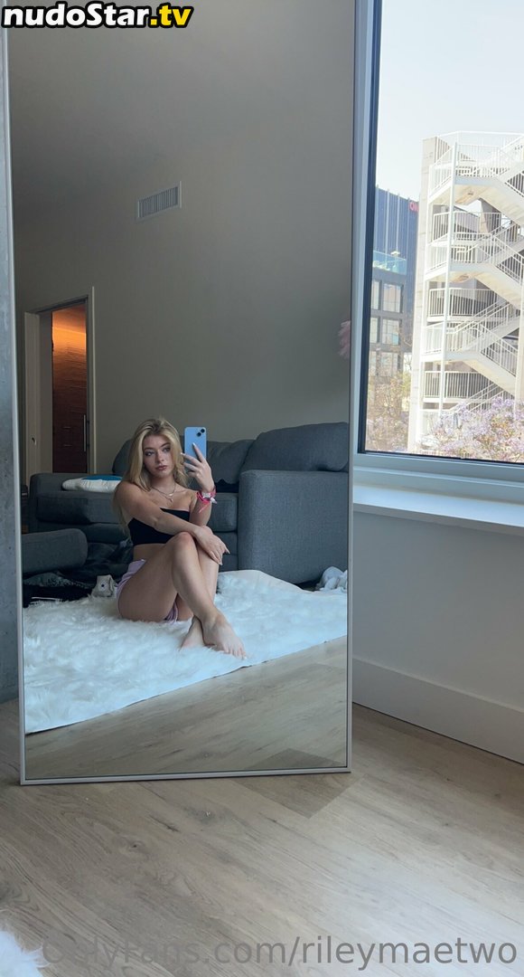 life__of___riley / rileymaetwo Nude OnlyFans Leaked Photo #25