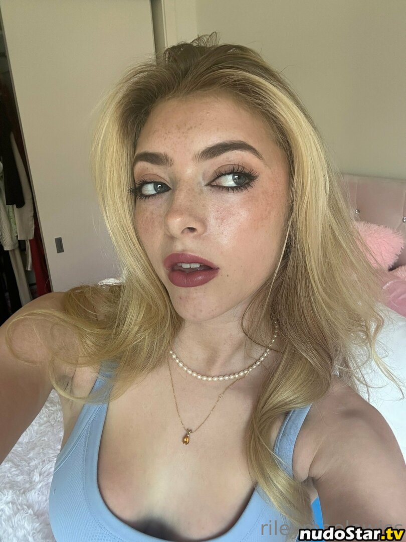 life__of___riley / rileymaetwo Nude OnlyFans Leaked Photo #106