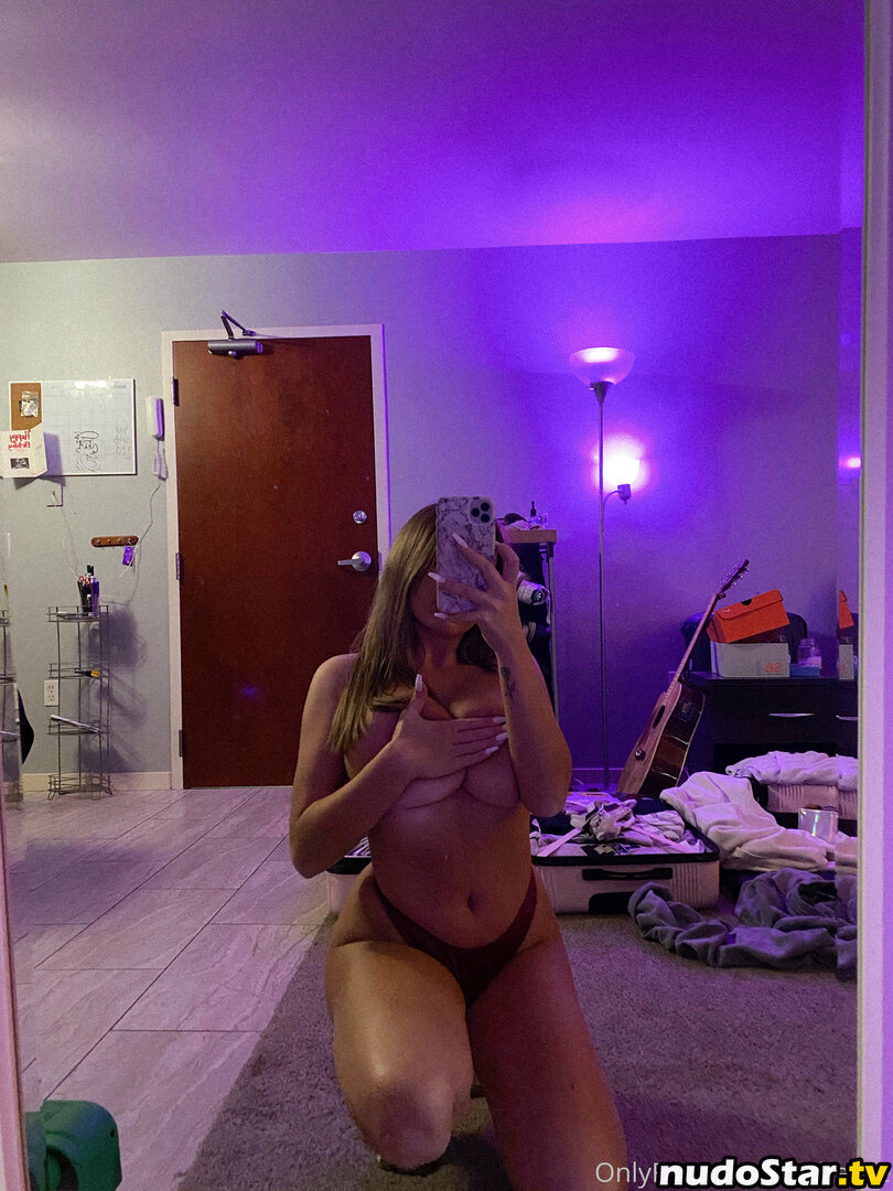 Rochelllle Nude OnlyFans Leaked Photo #9
