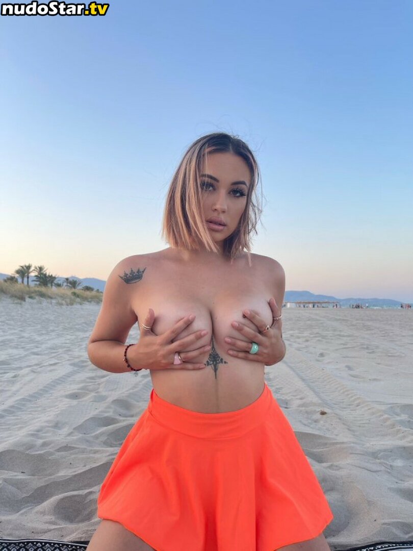 Rocioloppez Nude OnlyFans Leaked Photo #33