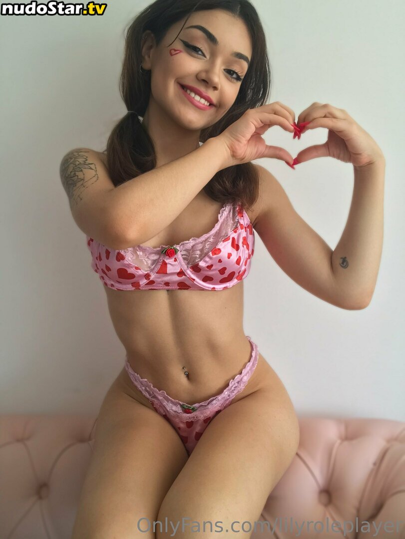 roleplaylily / the.eah.lily Nude OnlyFans Leaked Photo #42