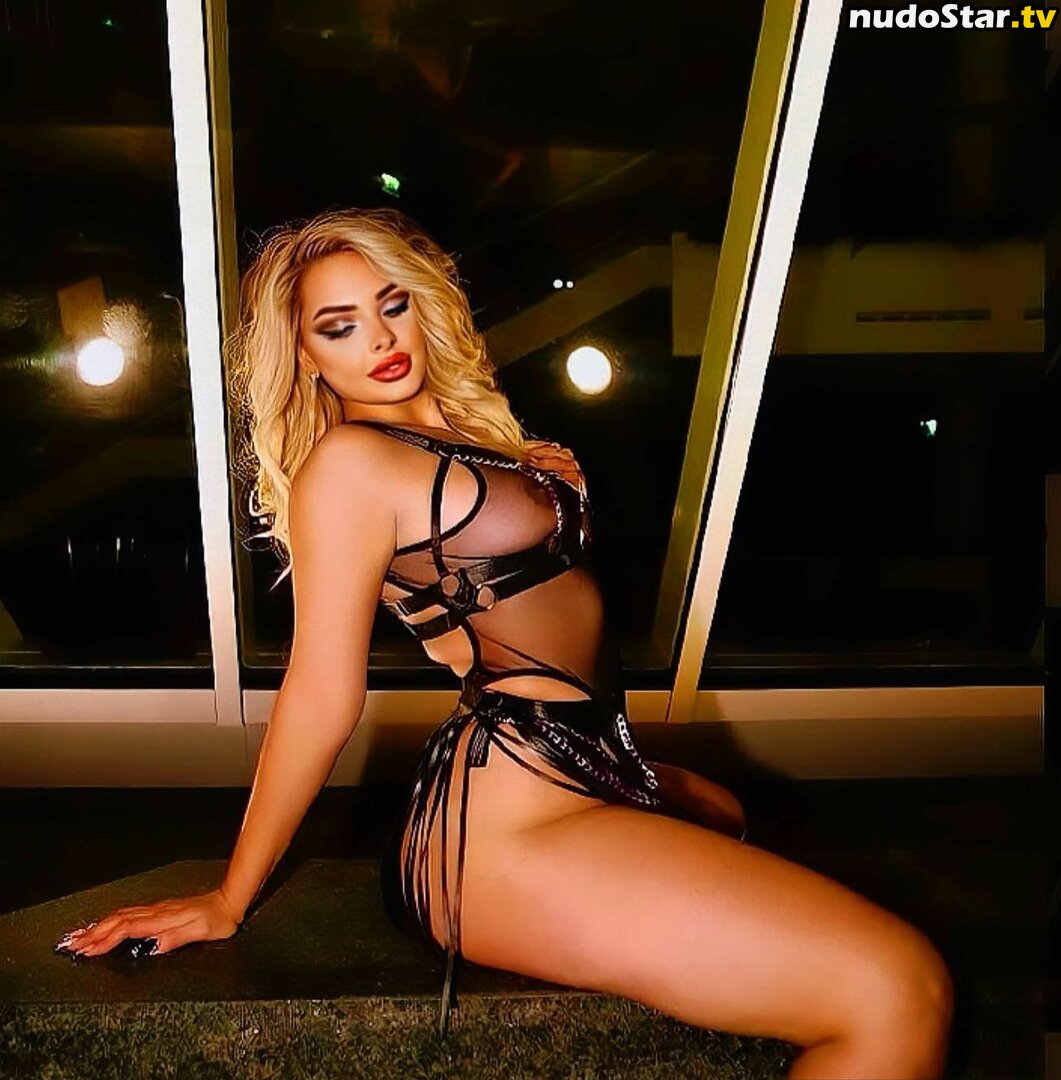 Daiana Elena / Romanian Model / romanian_instagirls Nude OnlyFans Leaked Photo #3