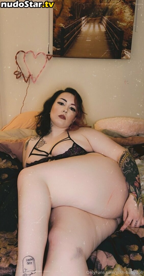 rosebabygoth Nude OnlyFans Leaked Photo #12