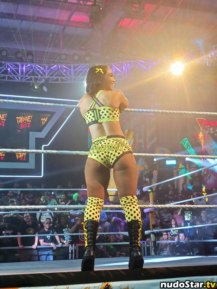 Rok-C - WWE NXT / Roxanne Perez / roxanne_wwe Nude OnlyFans Leaked Photo #15