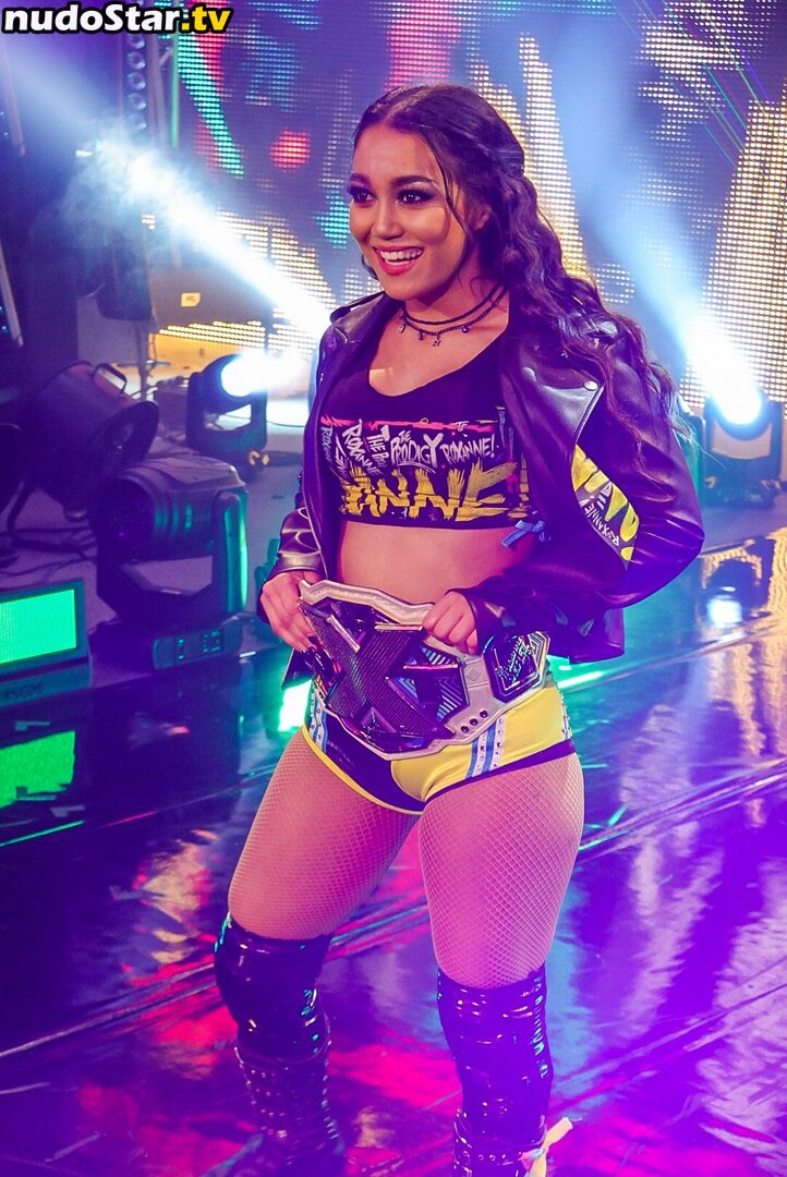 Rok-C - WWE NXT / Roxanne Perez / roxanne_wwe Nude OnlyFans Leaked Photo #77