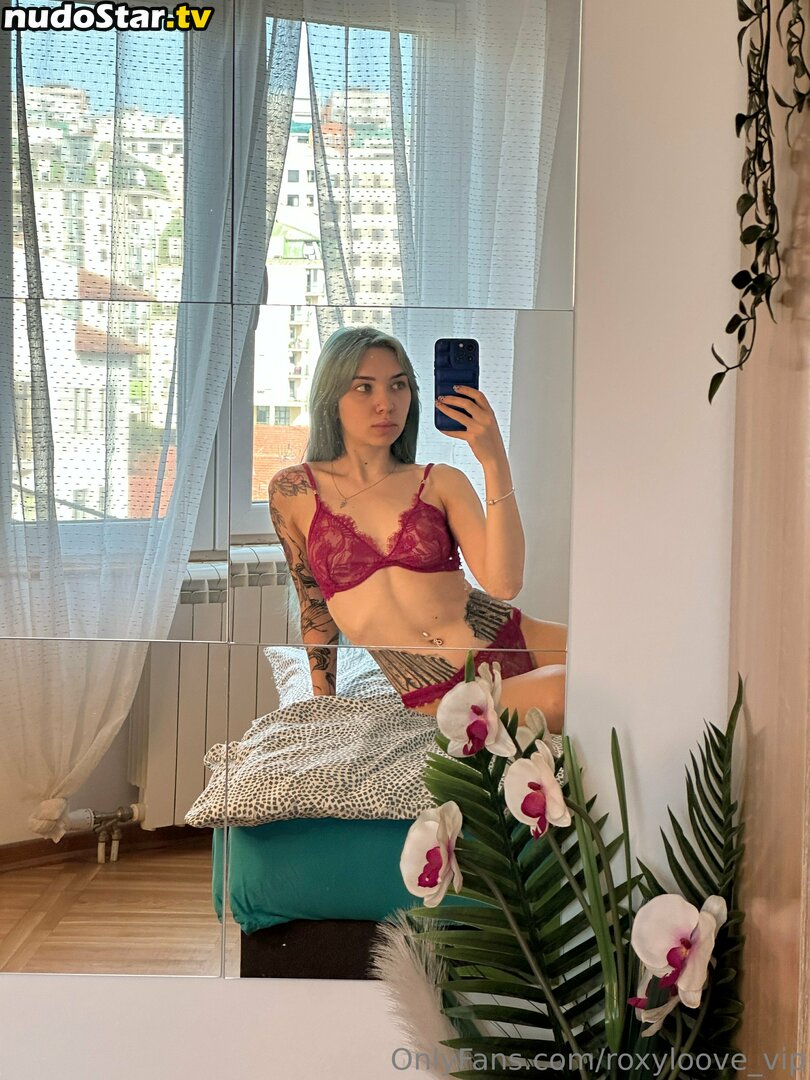 mayberoxy / roxyloove_vip Nude OnlyFans Leaked Photo #510