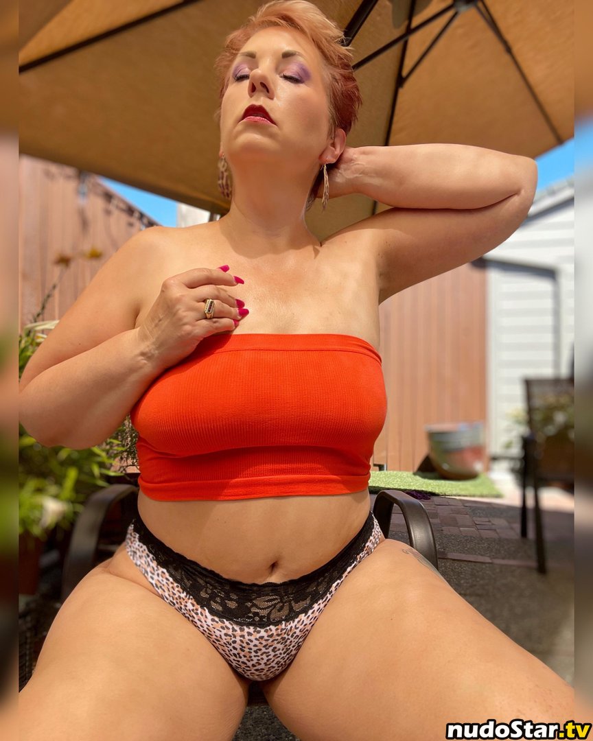 Ruby Lynne / RubyLynne50 / ruby_lynne / rubylynneofficial Nude OnlyFans Leaked Photo #1