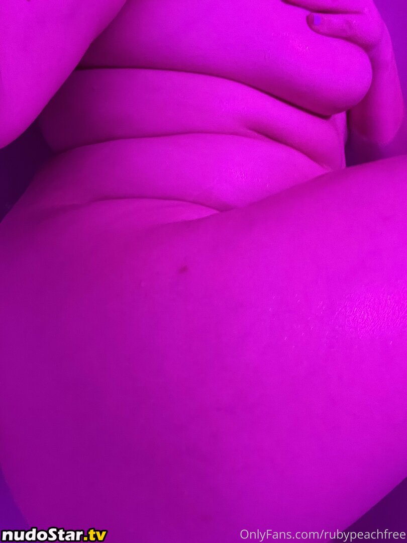 rubypeachfree / rubysnatural Nude OnlyFans Leaked Photo #3