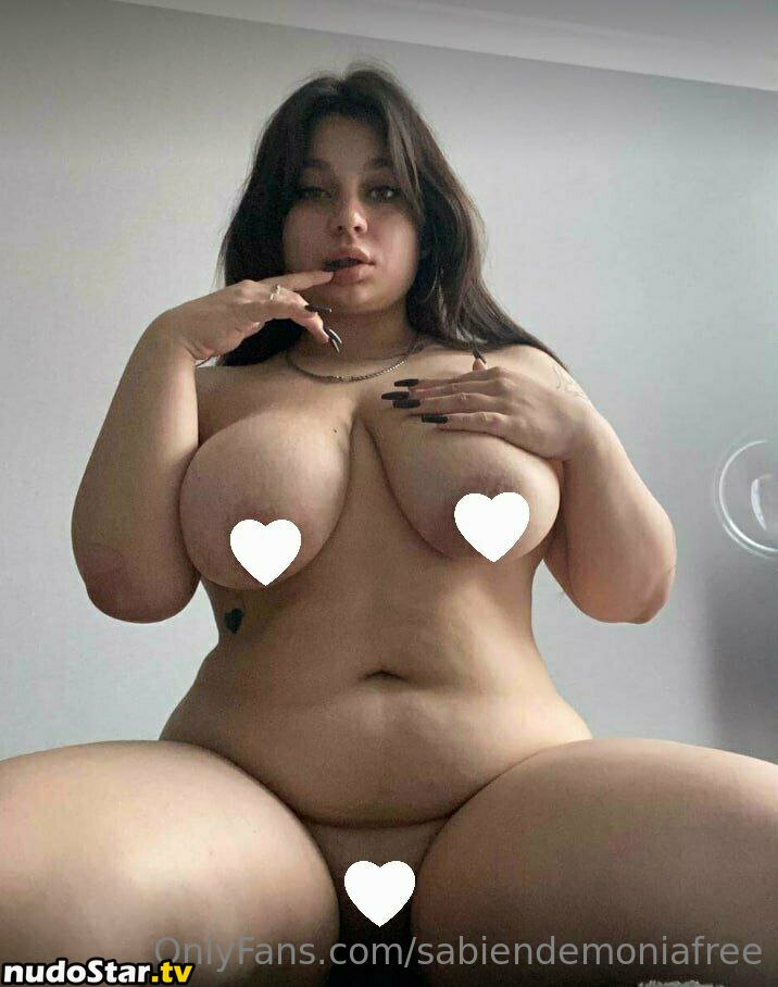 itsmfari / sabiendemoniafree Nude OnlyFans Leaked Photo #36