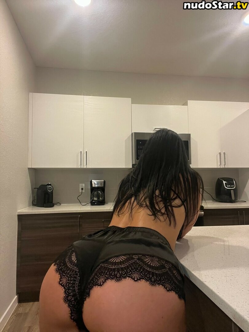 katrinauaiv / sahara99073034 / saharasdessert Nude OnlyFans Leaked Photo #84