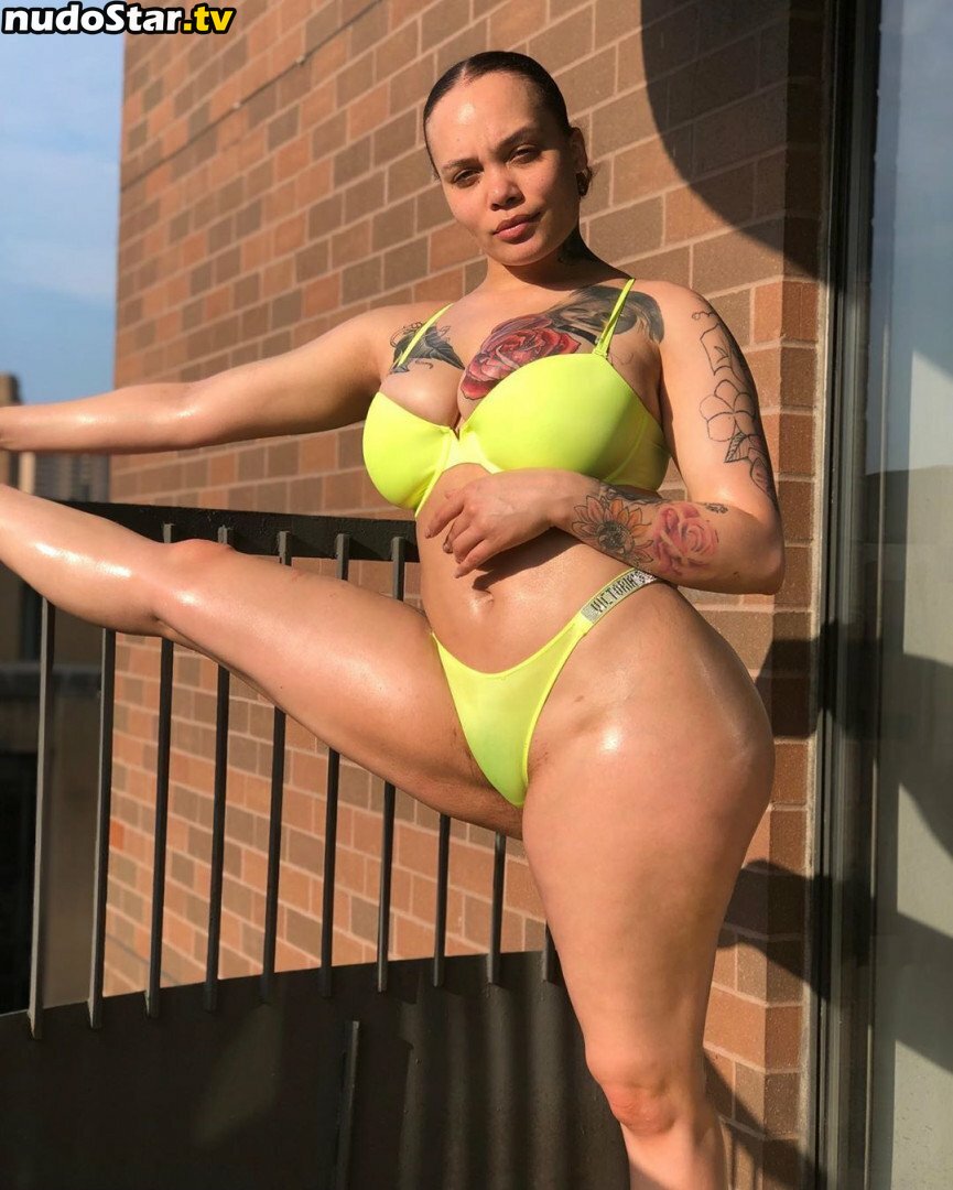 SaraGold / iamsaragold Nude OnlyFans Leaked Photo #39
