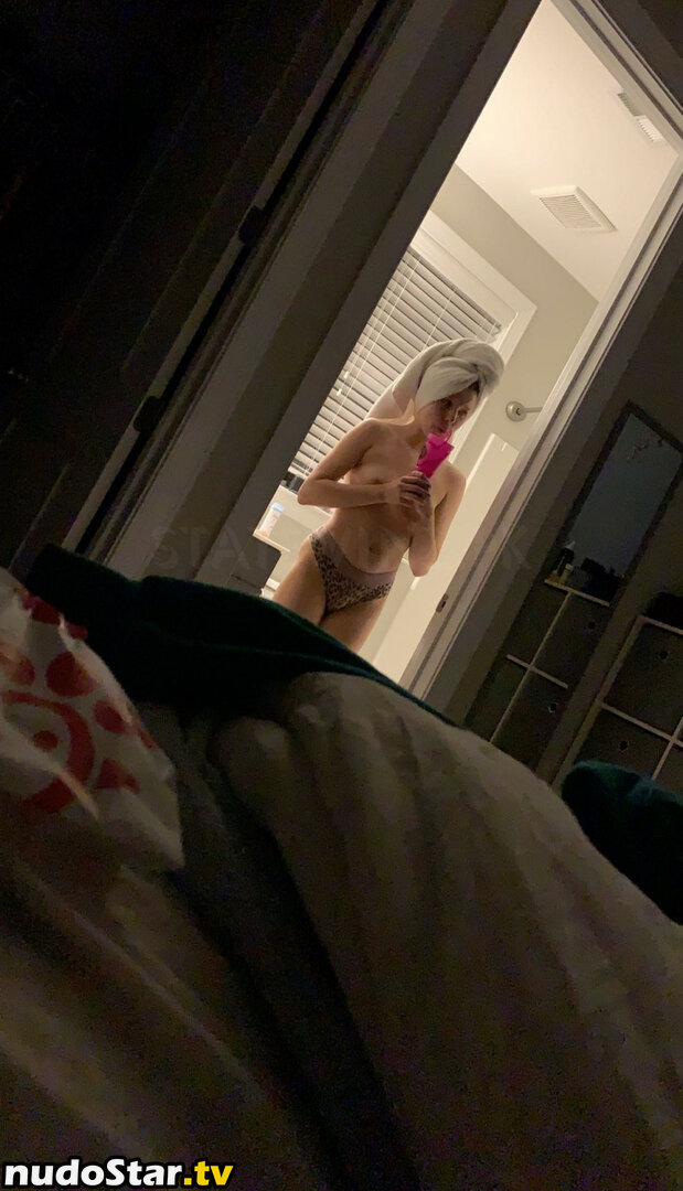 Sarah Kate Stricker / sk8rgirlseeyoul8rgirl Nude OnlyFans Leaked Photo #56