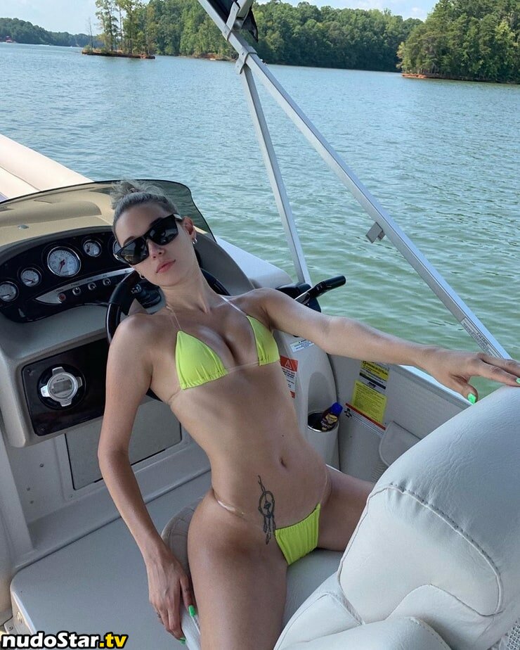 Sarah Snyder / bigsarahsnyder / sarahfuckingsnyder Nude OnlyFans Leaked Photo #46