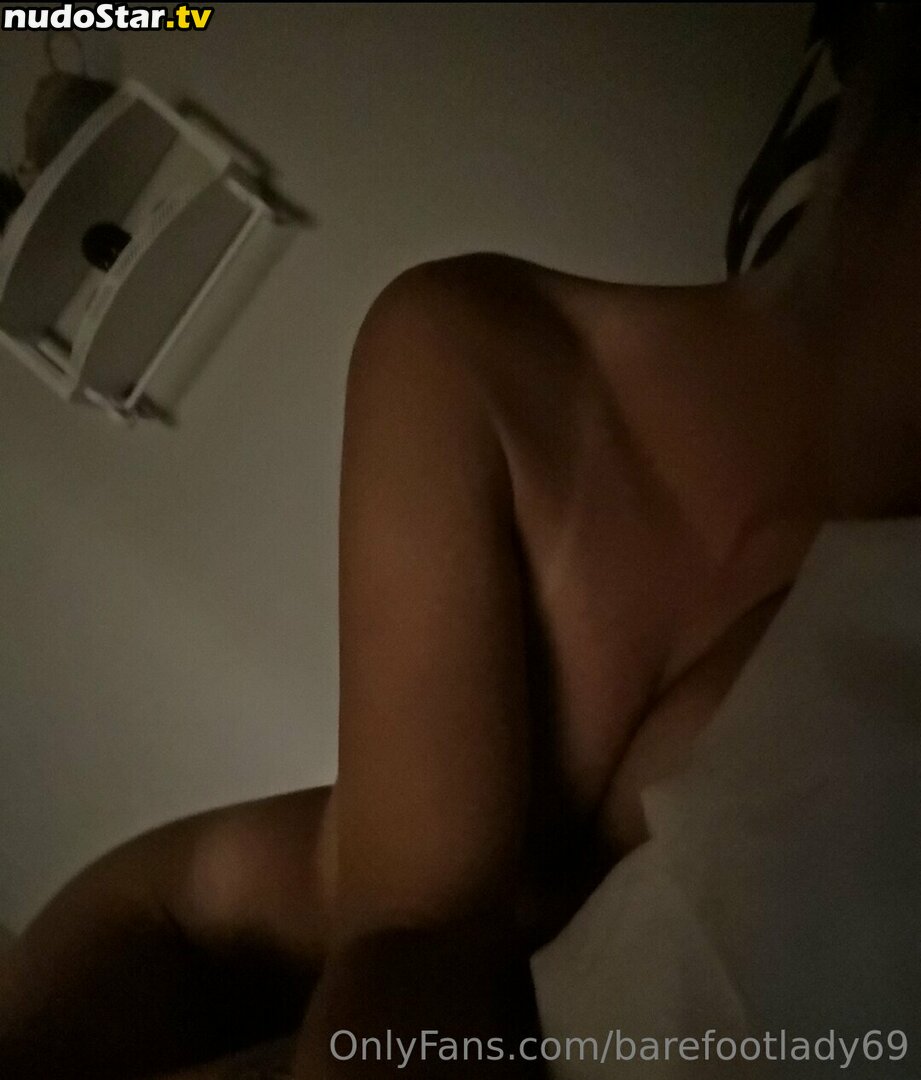  / Barefootlady69 / Saremm Nude OnlyFans Leaked Photo #2