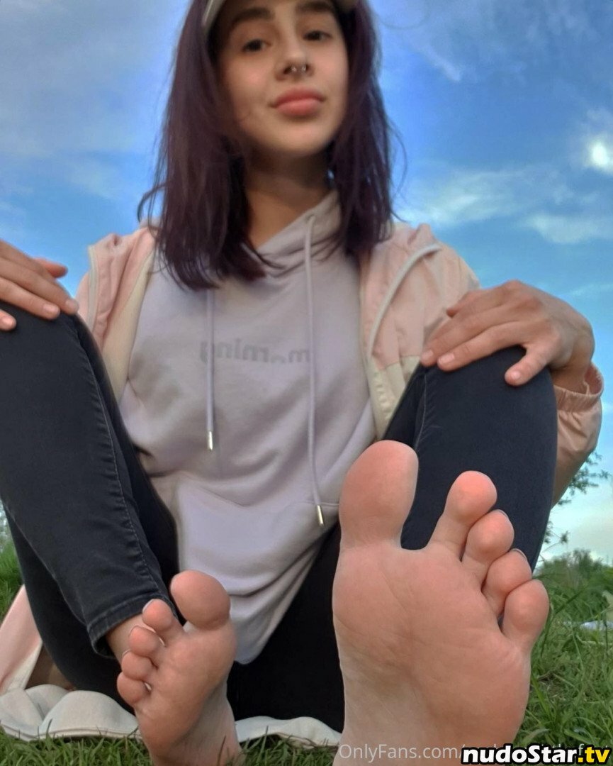 sasha_s.little.feet / sasha_s.little.feet2 Nude OnlyFans Leaked Photo #47