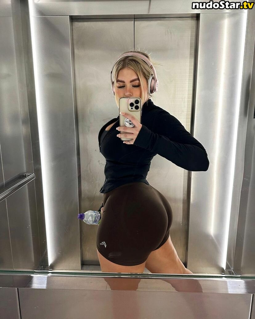 Scarlettxthicc