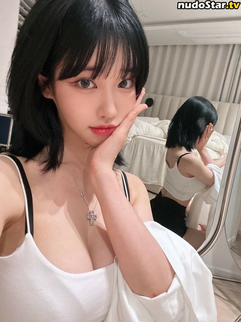 Se Yeon / lovely_._v Nude OnlyFans Leaked Photo #8
