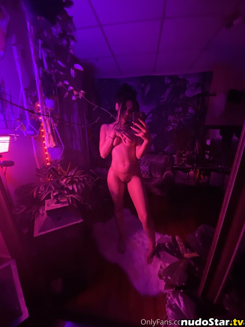 Sexualsuccubus / wrappedindesiree Nude OnlyFans Leaked Photo #8