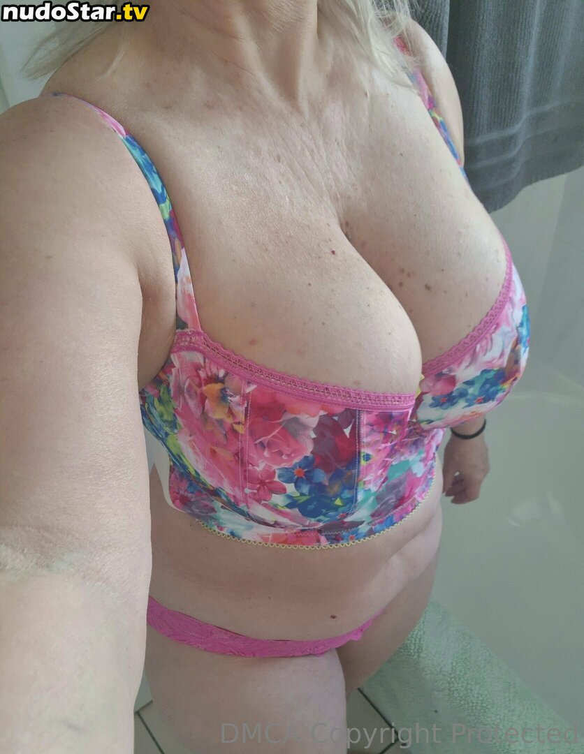 marthaa__k / sexymatureaussielady Nude OnlyFans Leaked Photo #36