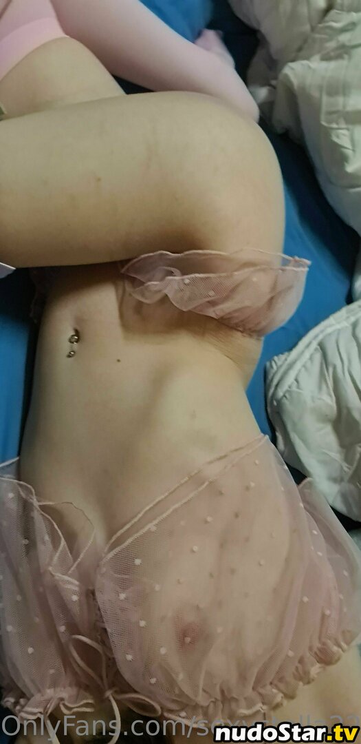 __bellaella / sexystella225588 Nude OnlyFans Leaked Photo #13