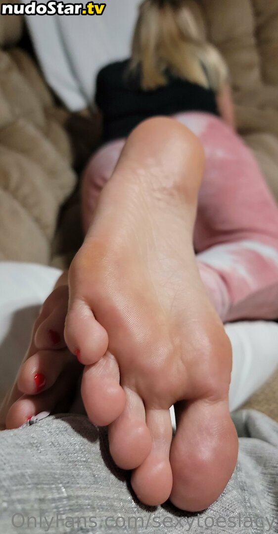 sexytoes_11 / sexytoeslacy Nude OnlyFans Leaked Photo #37