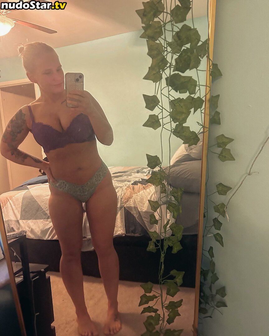 Shazza McKenzie / ShazzaMcKenzie / shaylamckenzie / shazza_mckenzie Nude OnlyFans Leaked Photo #170
