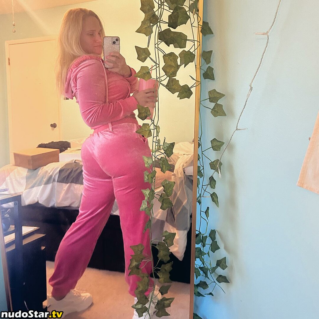 Shazza McKenzie / ShazzaMcKenzie / shaylamckenzie / shazza_mckenzie Nude OnlyFans Leaked Photo #185