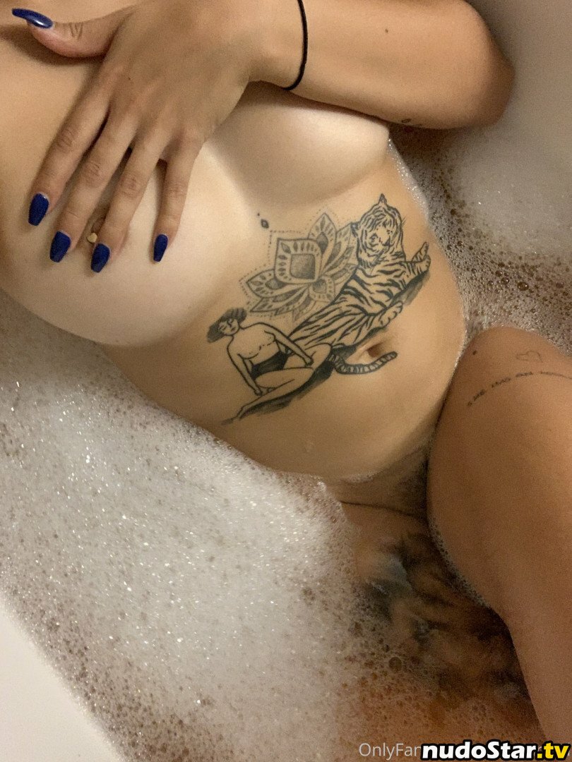 Sheiscursed / sheiscursed69 Nude OnlyFans Leaked Photo #8