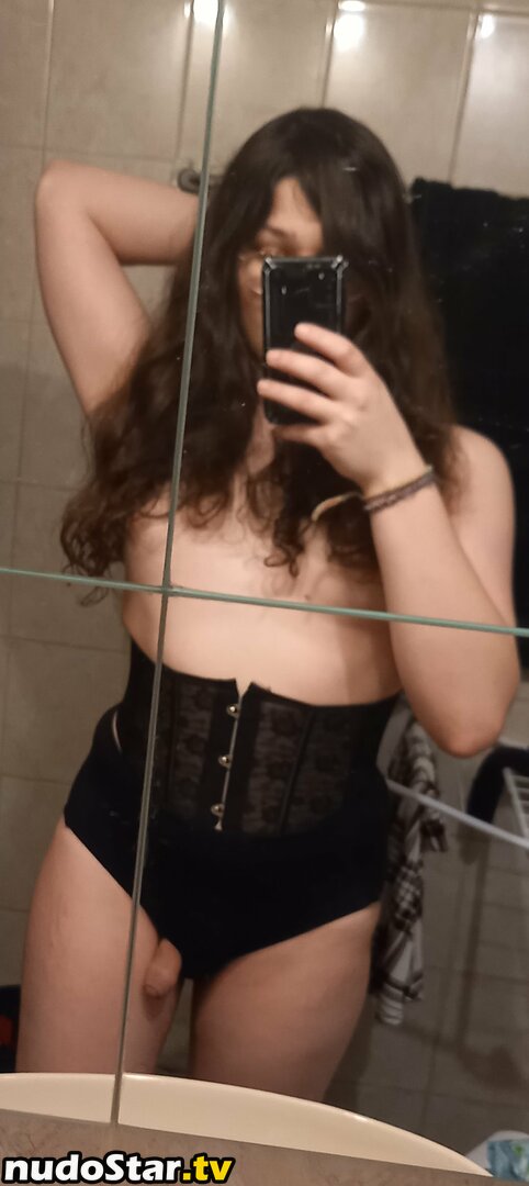Sincerely Queenie / sincerely_queenie / sincerelyqueeni Nude OnlyFans Leaked Photo #7