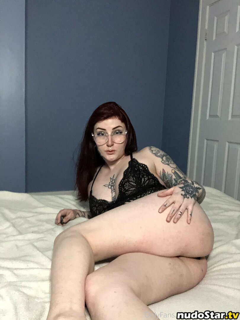 sinisterlilith / sisterlilith_ Nude OnlyFans Leaked Photo #17