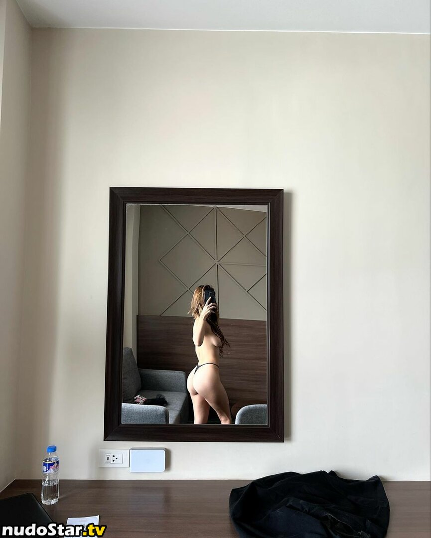 Krystal Mana / Siobe Lim / lifeofayemami Nude OnlyFans Leaked Photo #23