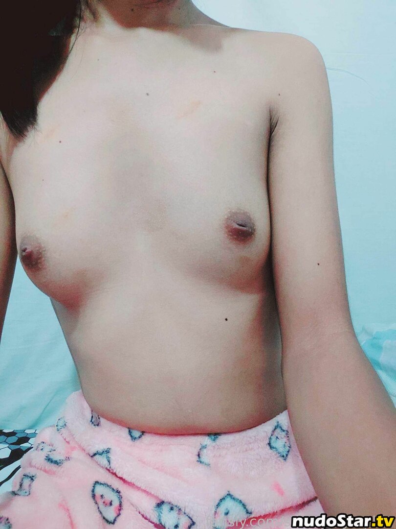 Skinny Lala / kharlaparas80 / simplyskinny / skinny-nymphix Nude OnlyFans Leaked Photo #37