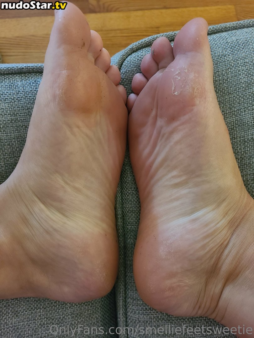 ieatmypancakeswithaspoon / smelliefeetsweetie Nude OnlyFans Leaked Photo #13