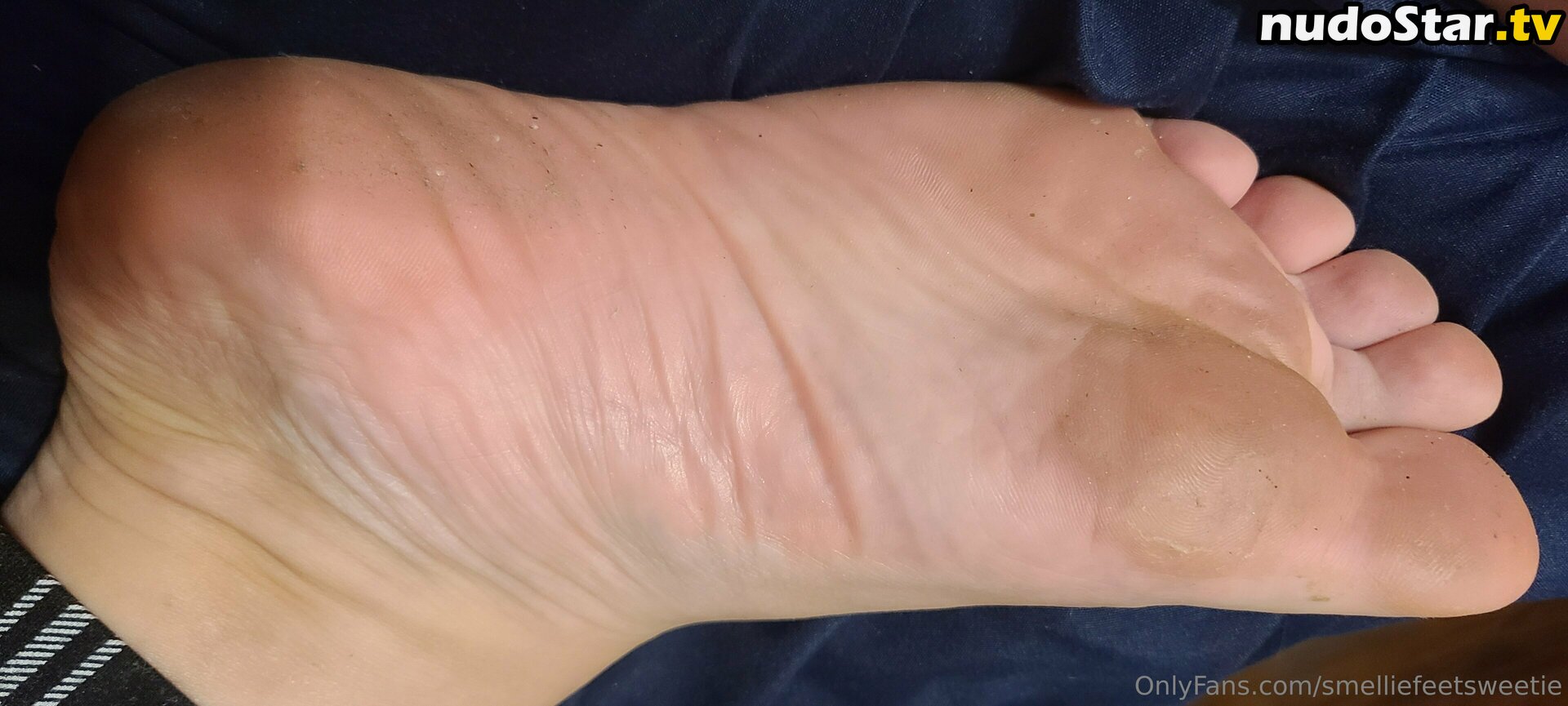 ieatmypancakeswithaspoon / smelliefeetsweetie Nude OnlyFans Leaked Photo #61