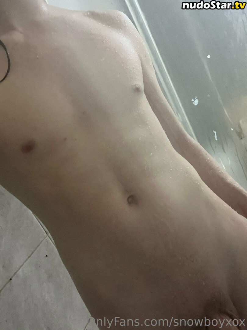 https: / snowboyxox Nude OnlyFans Leaked Photo #40