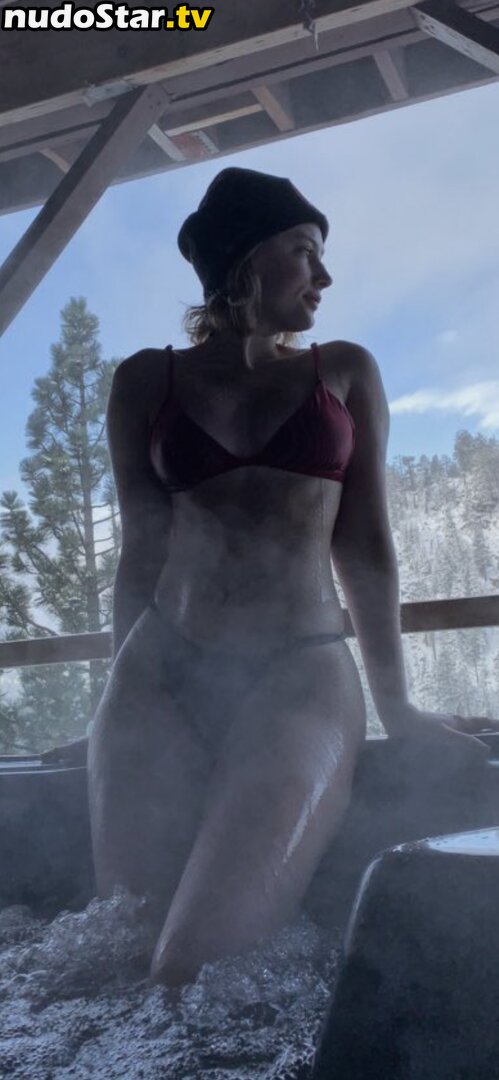 Snowbunski / https: / snowbunnieski Nude OnlyFans Leaked Photo #12