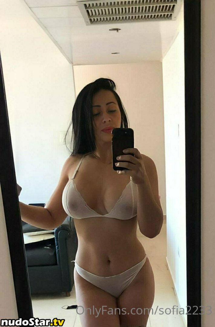 sofia2233 / sofia9__official Nude OnlyFans Leaked Photo #49