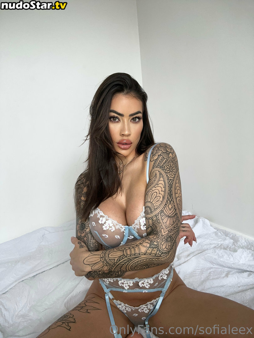 sofialeex / sofialexofficial Nude OnlyFans Leaked Photo #14