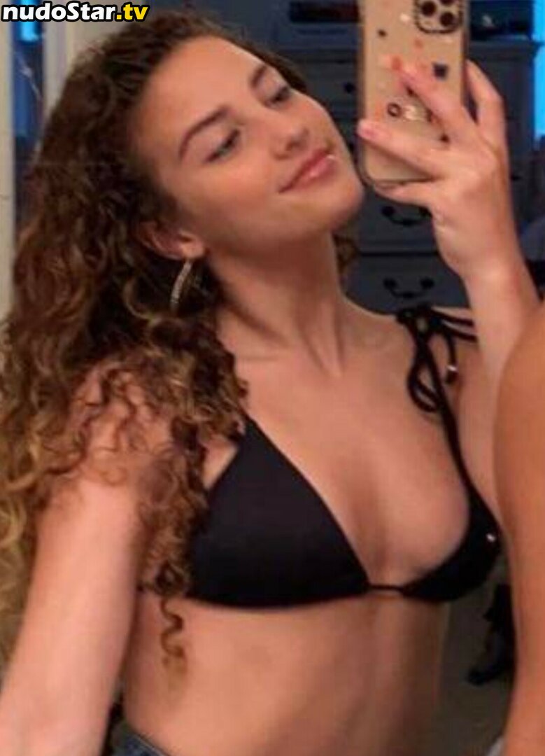 Sofie Dossi / sofiedossi Nude OnlyFans Leaked Photo #25