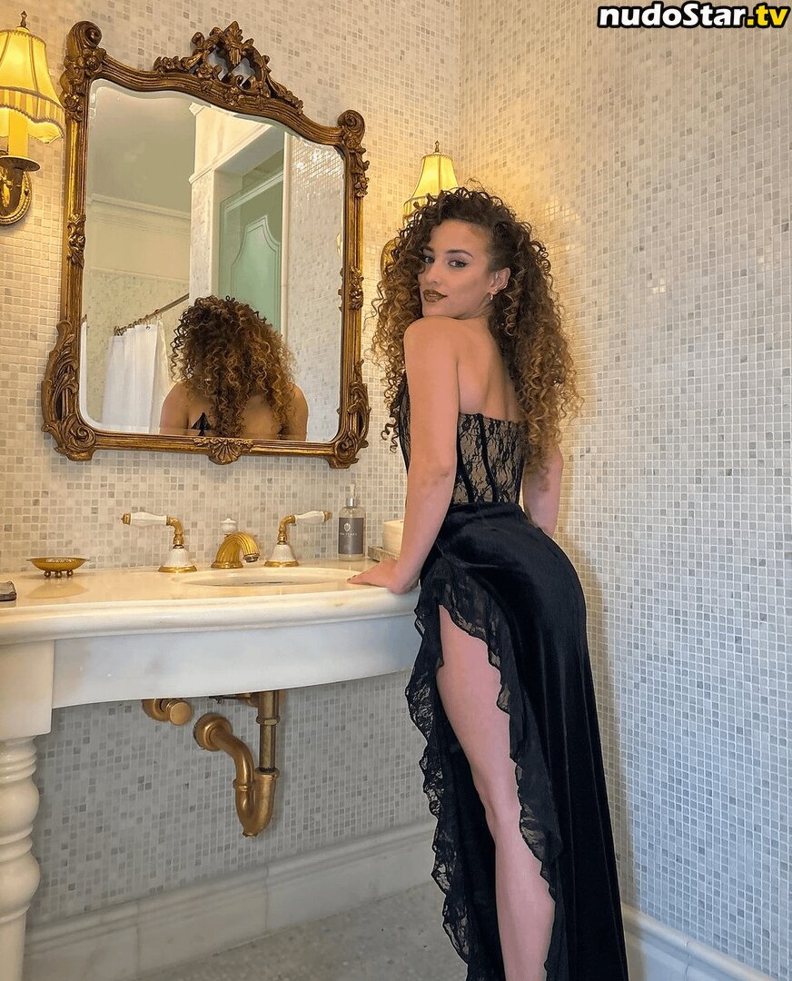Sofie Dossi / sofiedossi Nude OnlyFans Leaked Photo #178