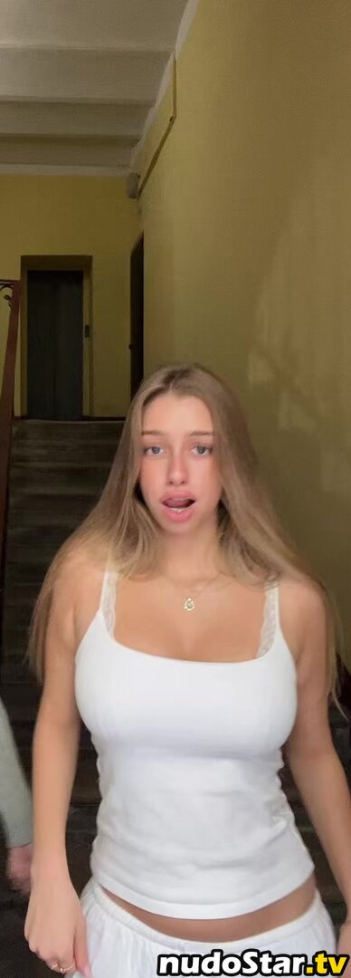 https: / notsofya / sofyaplotnikova / xsofya_x Nude OnlyFans Leaked Photo #10