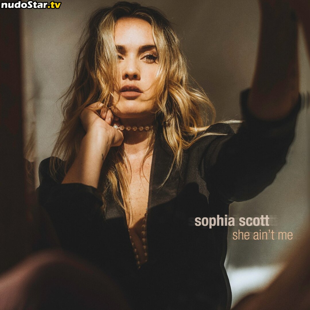 Sophia Scott / sophunky / thesophiascott Nude OnlyFans Leaked Photo #4