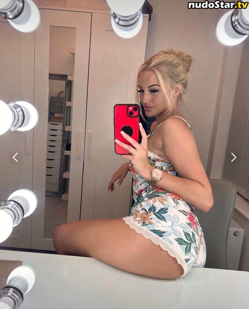 Sophie Aspin / Sophieaspinx / sophaspinmusic Nude OnlyFans Leaked Photo #5