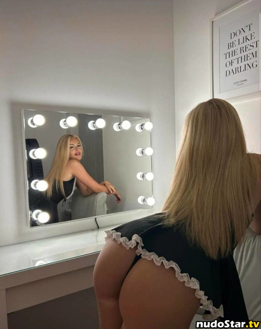 Sophie Aspin / Sophieaspinx / sophaspinmusic Nude OnlyFans Leaked Photo #9